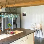 6 Bedroom Beautiful Home In Farsund *