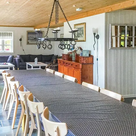 6 Bedroom Beautiful In Farsund