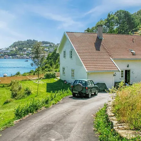 6 Bedroom Beautiful Home In Farsund