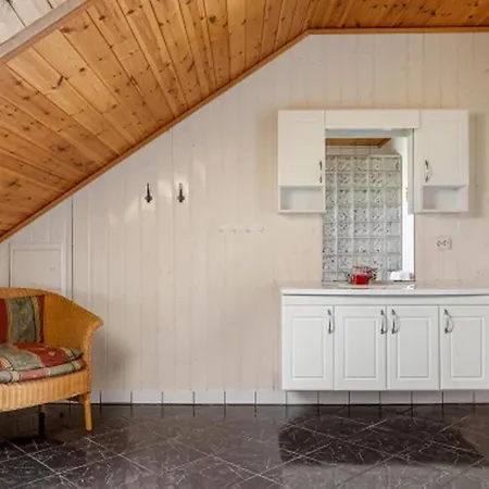 Σπίτι διακοπών 6 Bedroom Beautiful In Farsund