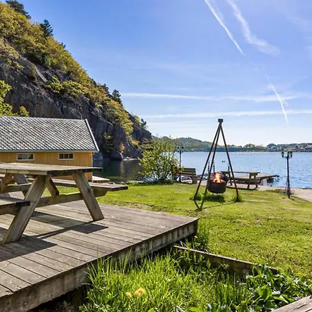 6 Bedroom Beautiful In Farsund